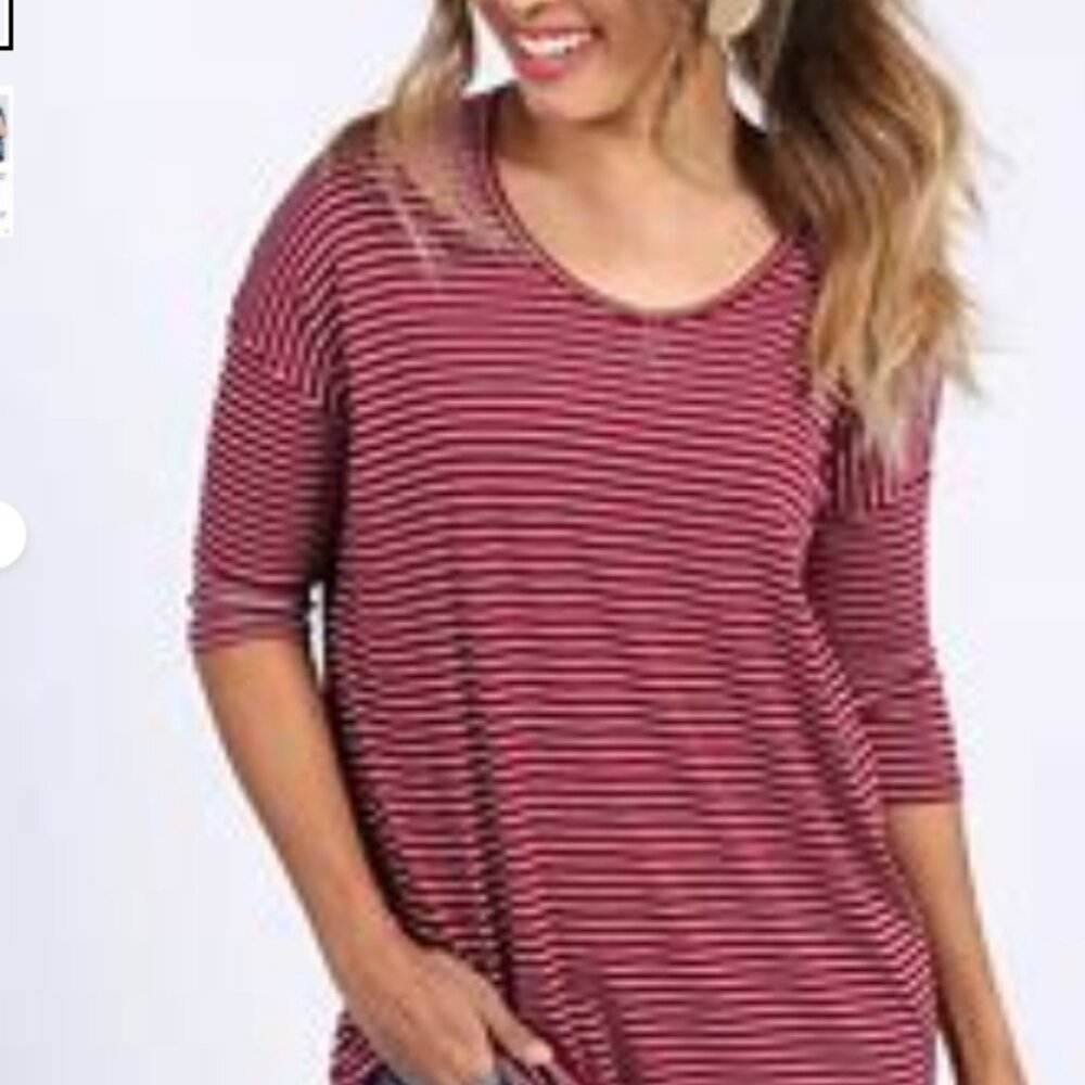 NWT Hi-Lo 3/4 Sleeve Tunic Burgundy & Ivory